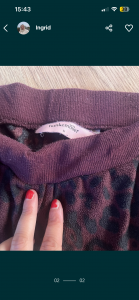 Pantaloni vișinii pentru femei