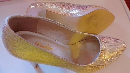 Pantofi cu toc