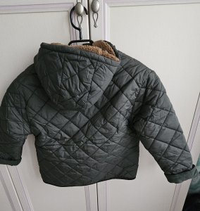 Geacă Next, nouă cu etichetă, mărimea 6-7 ani