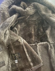 Cojoc din piele și blană naturală miel Karakul.