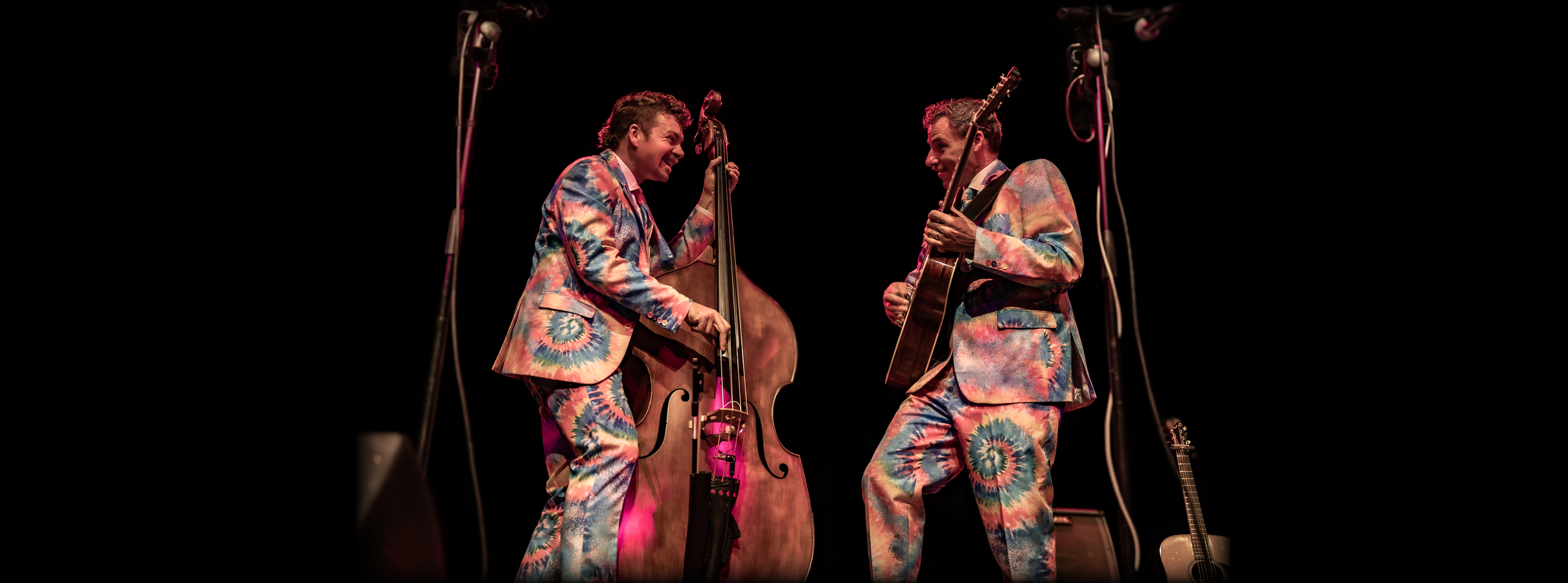 Andy Falco & Travis Book (of The Infamous Stringdusters) Play Garcia