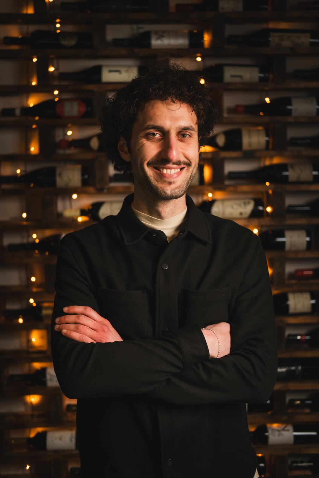 Haris | Serving Staff