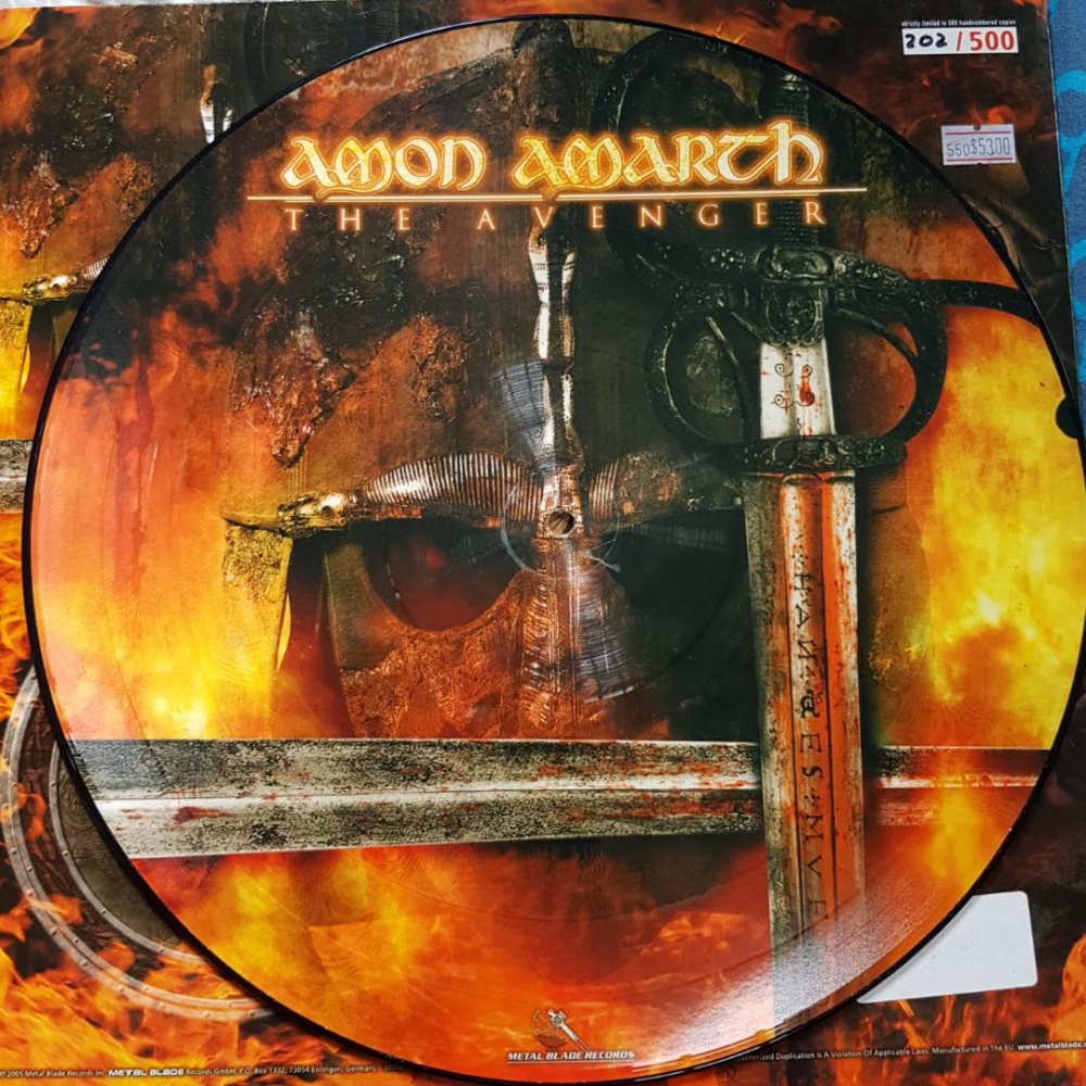 Amon Amarth - The Avenger