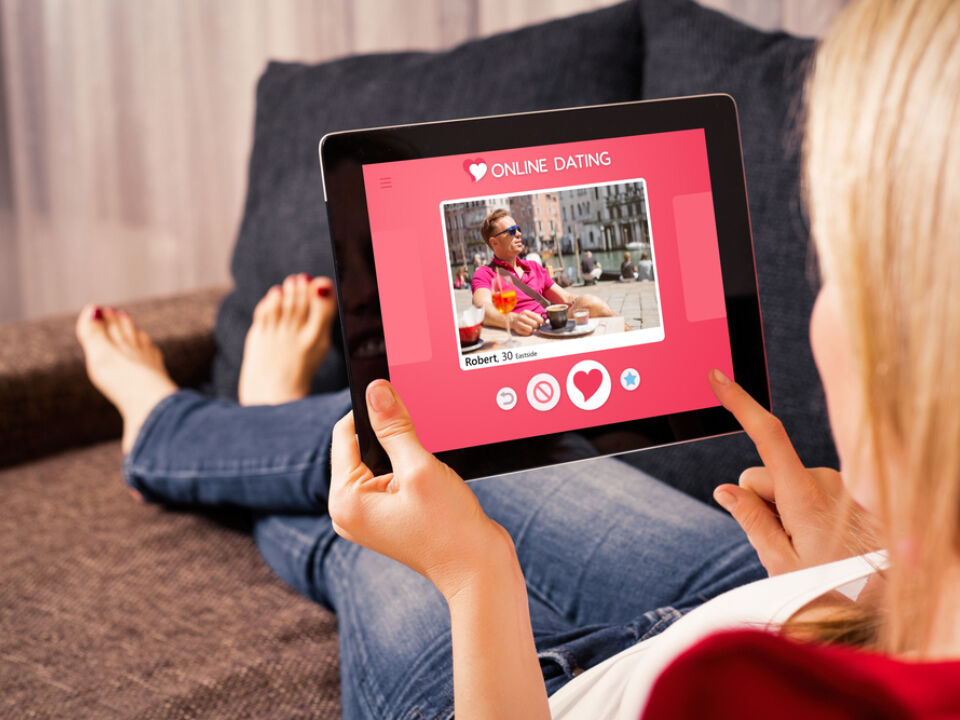 ZASTER | Welche Dating-Plattform lohnt sich wirklich?